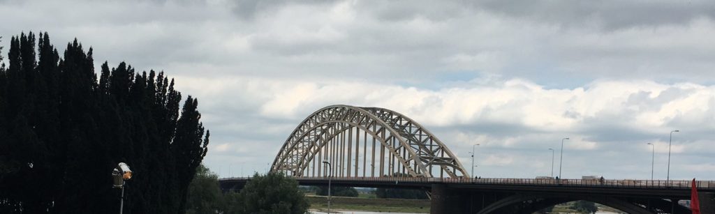 Foto.Waalbrug.juli.2016.2