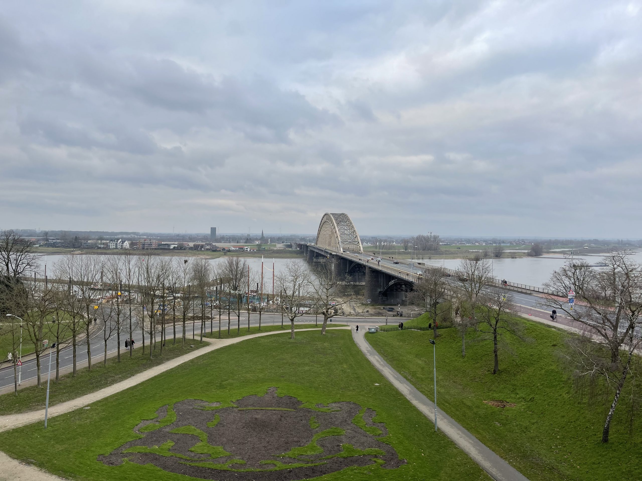 Waalbrug.Valkhof - - van Swaaij Cassastie & Consultancy - cassatieadvocaat - cassatie advocaat