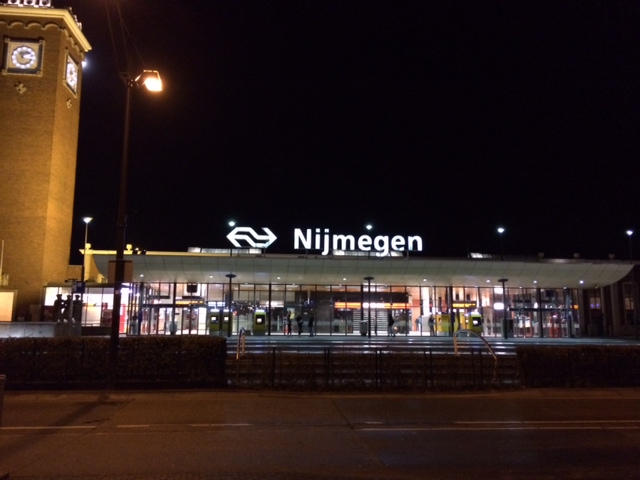 foto.StationNijmegen.Nacht