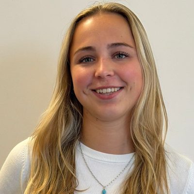 iza-van-der-kolk iza-van-der-kolk